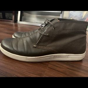 Men’s 10.5 Ben Sherman - Casual chukka boots